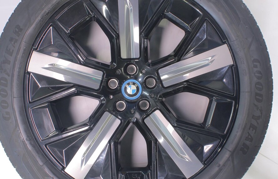 BMW BMW iX i20 1010 21 inch velgen Goodyear Winterbanden Origineel