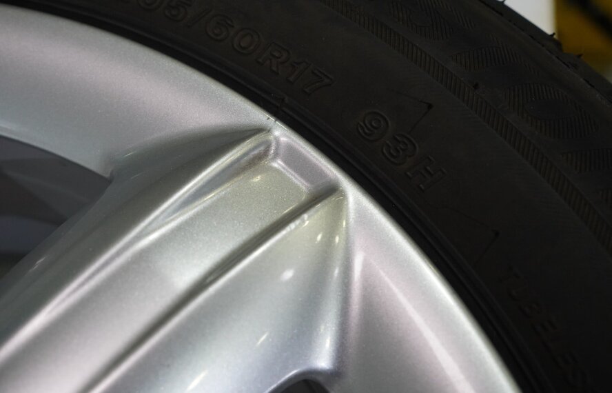 Mini Mini Countryman F60 539 17 inch velgen Bridgestone Winterbanden Origineel