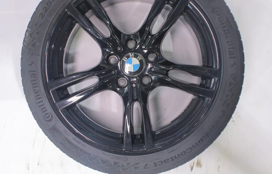 BMW BMW 3 4 serie F30 F31 F32 F33 F36 400M 18 inch velgen Continental Zomerbanden Origineel