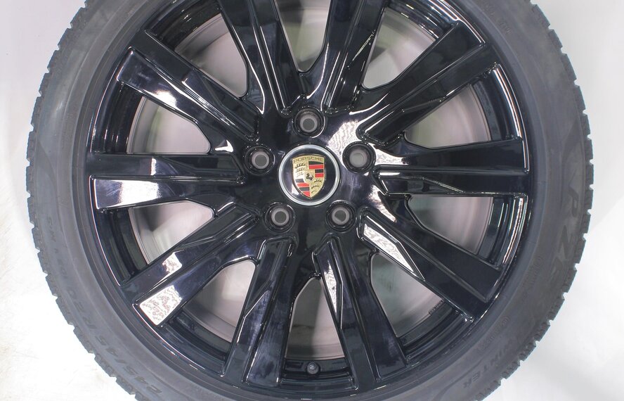 Porsche Porsche Taycan 4S S Turbo 20 inch velgen Pirelli Winterbanden Origineel
