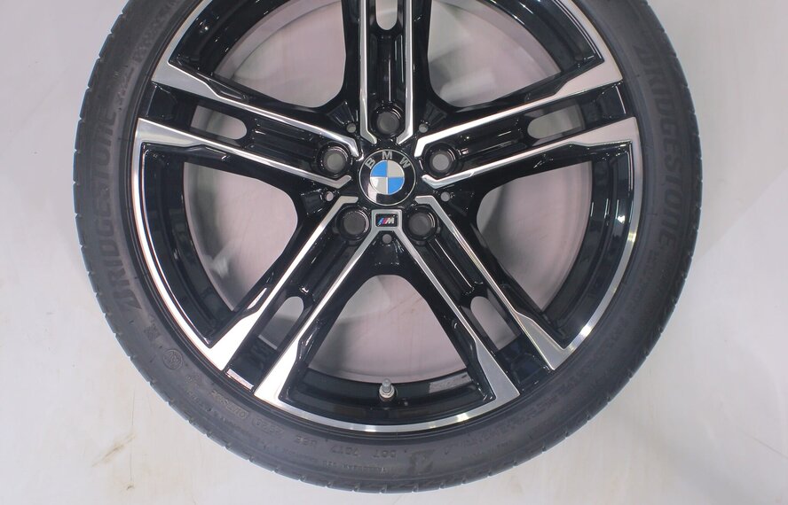 BMW BMW 1 2 serie F40 F44 2 serie Gran Coupe 819M 18 inch velgen Bridgestone Runflat Zomerbanden Nieuw Origineel