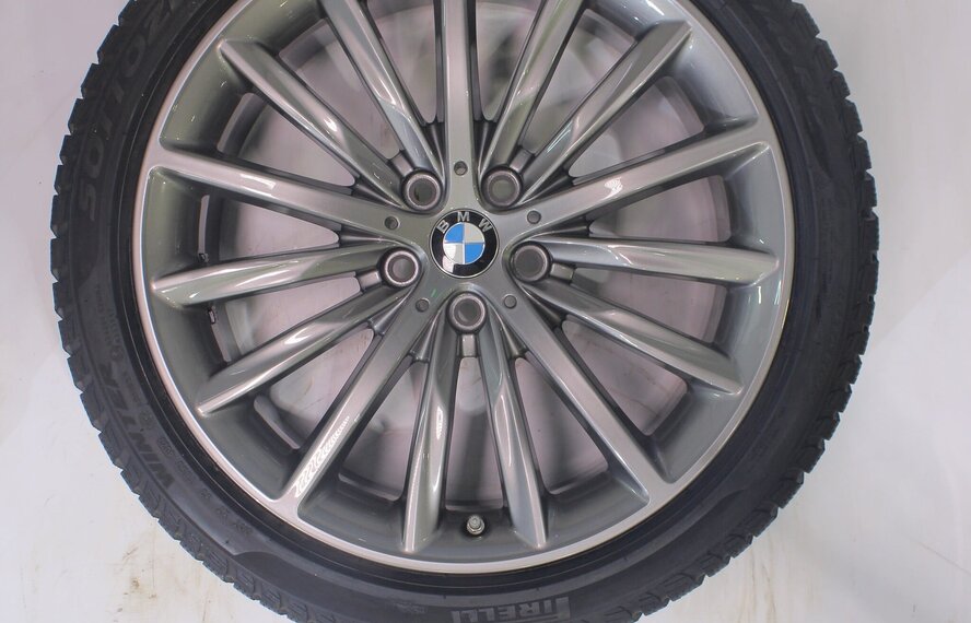 BMW BMW 5 serie G30 G31 8 serie G14 G15 G16 633 19 inch velgen Pirelli Runflat Winterbanden Origineel