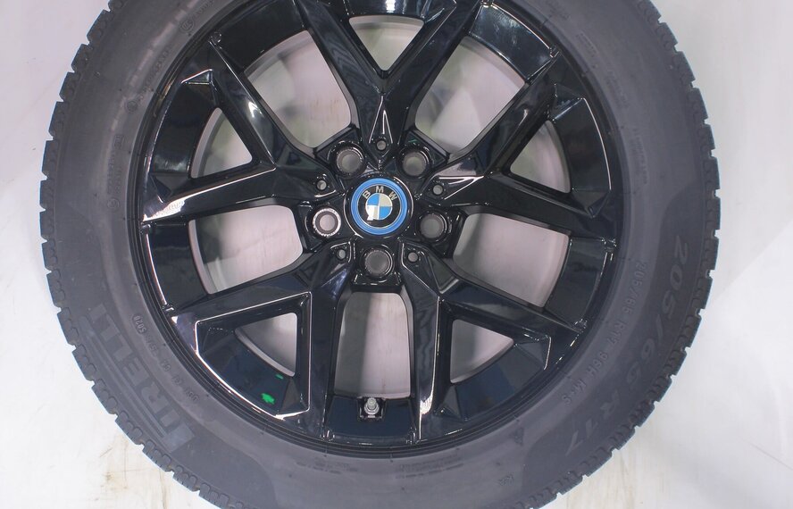 BMW BMW X1 iX1 U11 BEV X2 iX2 U10 896 17 inch velgen Pirelli Winterbanden Origineel