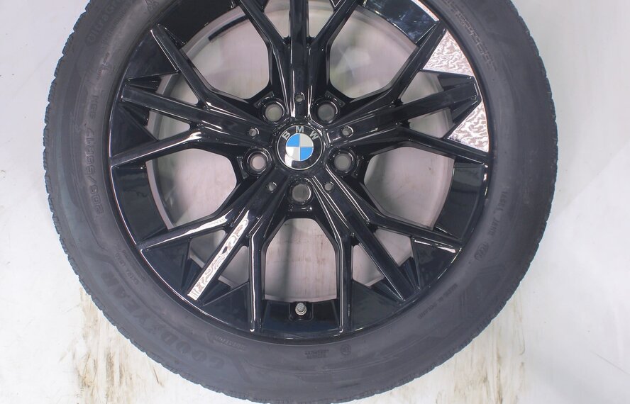 BMW BMW 1 serie 2 serie F70 F74 972 17 inch velgen Goodyear Winterbanden Origineel