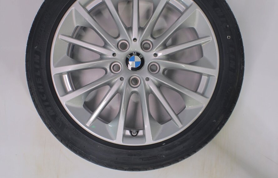 BMW BMW 1 2 serie F40 F44 2 serie Gran Coupe 546 17 inch velgen Michelin Zomerbanden Origineel