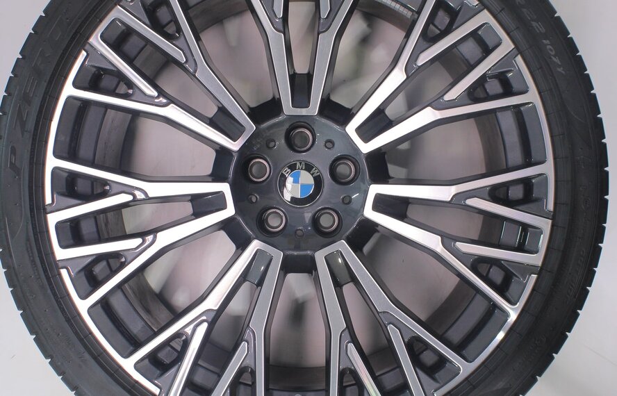 BMW BMW X5 G05 X6 G06 745i 22 inch velgen Pirelli Runflat Zomerbanden Origineel