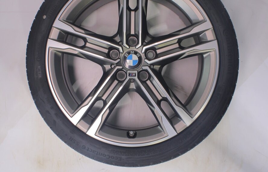 BMW BMW 1 2 serie F40 F44 2 serie Gran Coupe 556M 18 inch velgen Bridgestone Zomerbanden Origineel