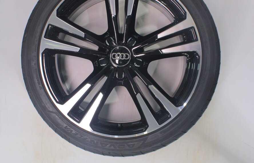 Audi Audi A3 8V 18 inch velgen Yokohama Zomerbanden Origineel
