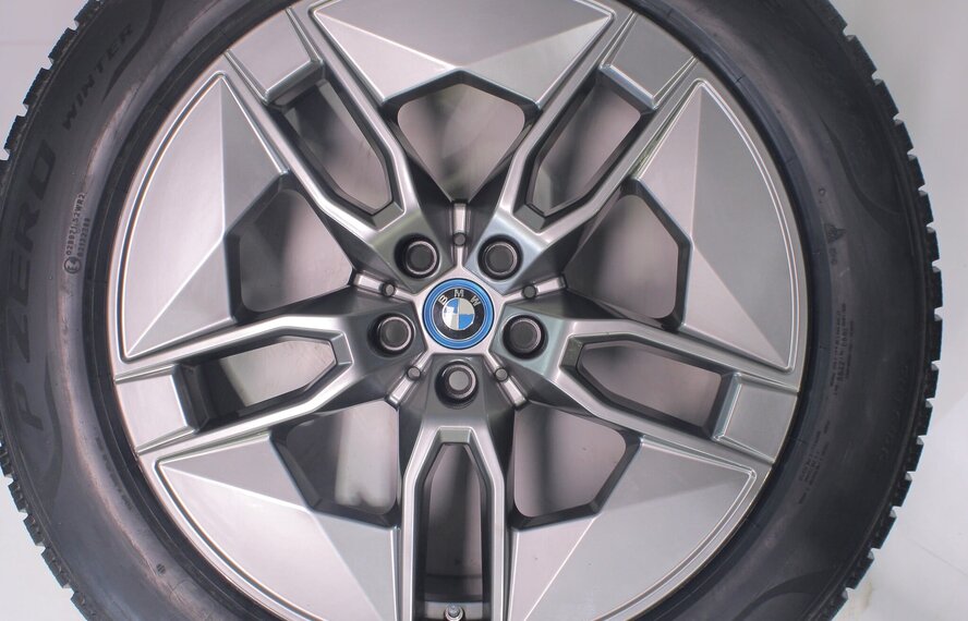 BMW BMW iX i20 1002 20 inch velgen Pirelli Winterbanden Nieuw Origineel