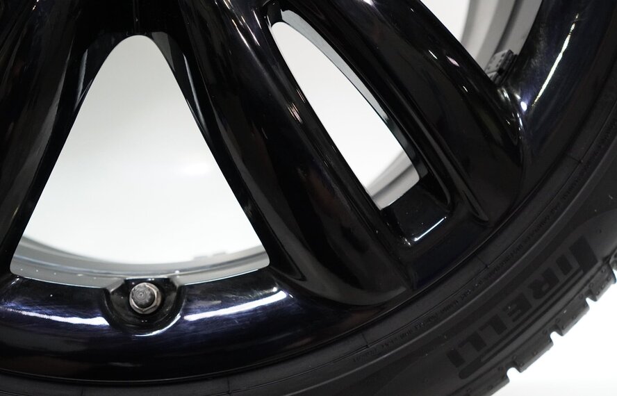 Mini Mini Cooper / S / One / Cabrio F55 F56 F57 JCW501 17 inch velgen Pirelli Runflat Zomerbanden Origineel