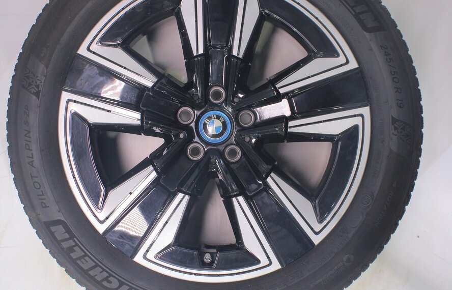 BMW BMW iX3 G08 842 19 inch velgen Michelin Runflat Winterbanden Origineel