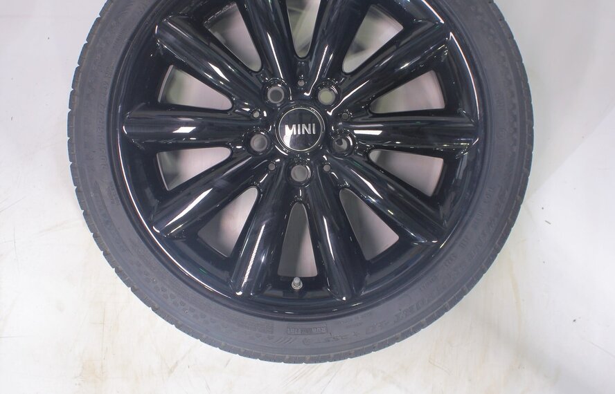 Mini Mini Cooper / S / One / Cabrio F55 F56 F57 499 17 inch velgen Dunlop Runflat Winterbanden Origineel