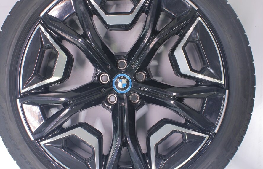 BMW BMW iX i20 1020 22 inch velgen Pirelli Zomerbanden Origineel