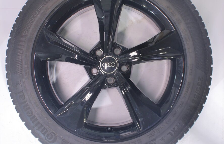 Audi Audi Q5 SQ5 80A 19 inch velgen Continental Winterbanden Origineel