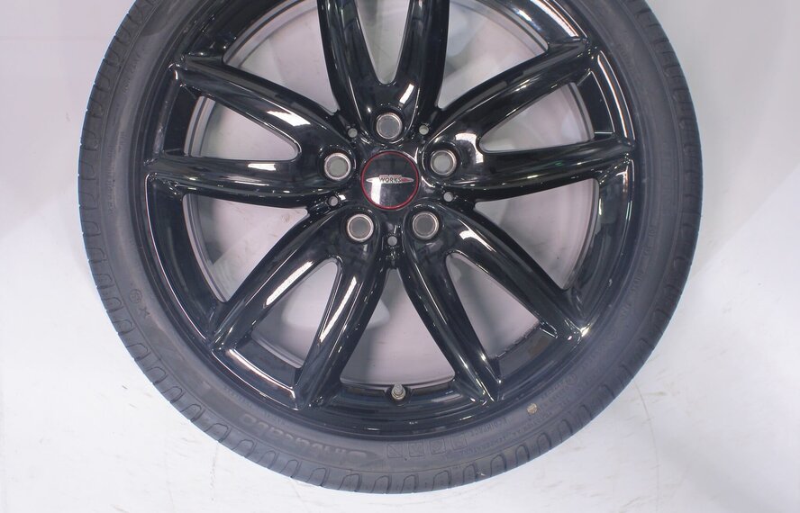 Mini Mini Clubman F54 JCW815 18 inch velgen Pirelli Runflat Zomerbanden Origineel
