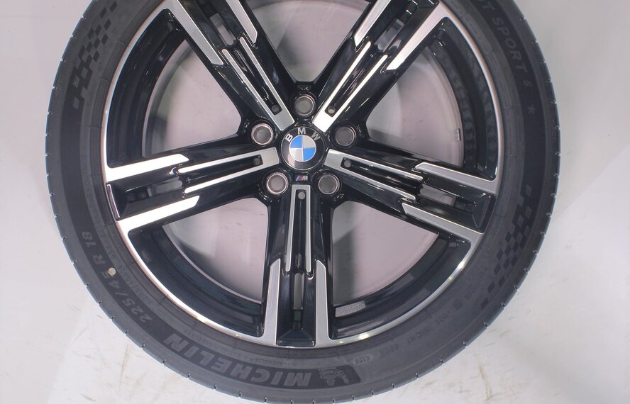 BMW BMW 2 serie 3 serie 4 serie G20 G21 G22 G42 848M 18 inch velgen Michelin Zomerbanden Nieuw Origineel