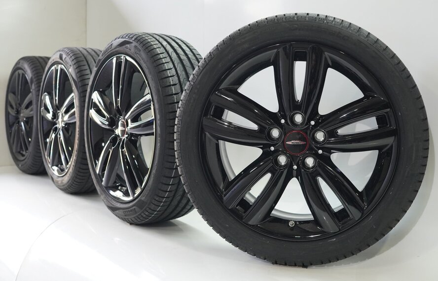 Mini Mini Cooper / S / One / Cabrio F55 F56 F57 JCW562 17 inch velgen Pirelli Runflat Zomerbanden Nieuw Origineel