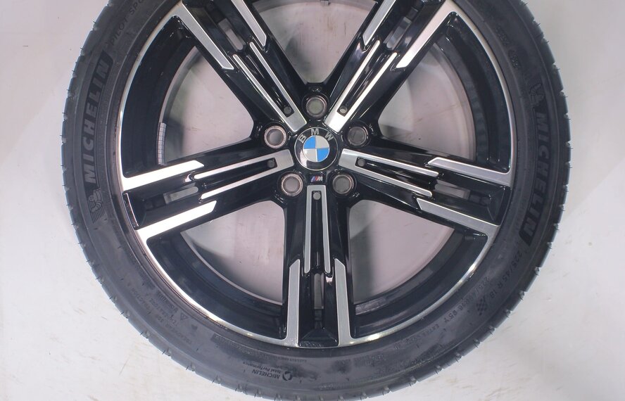 BMW BMW 2 serie 3 serie 4 serie G20 G21 G22 G42 848M 18 inch velgen Michelin Zomerbanden Origineel