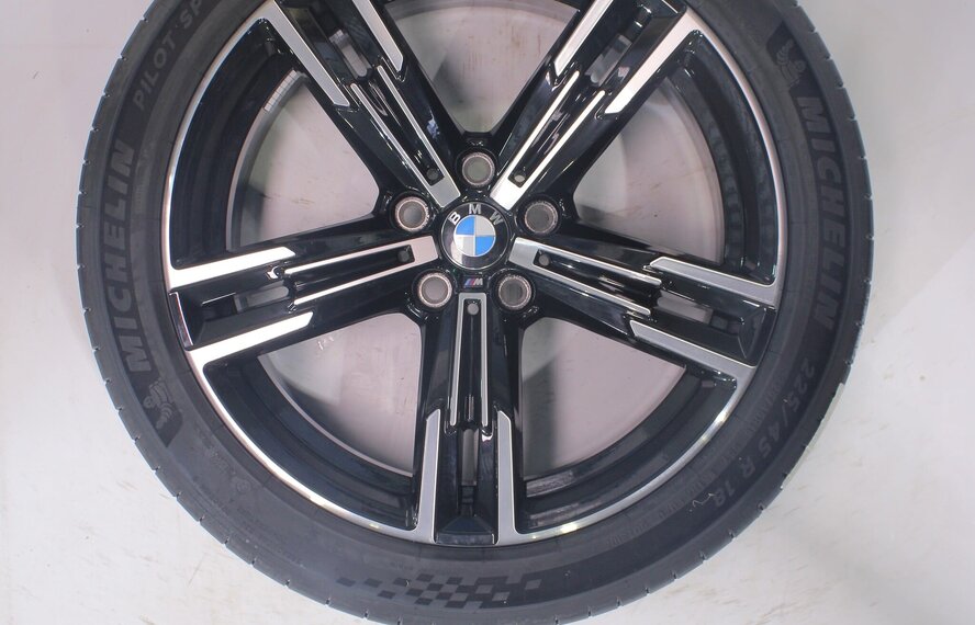 BMW BMW 2 serie 3 serie 4 serie G20 G21 G22 G42 848M 18 inch velgen Michelin Zomerbanden Origineel