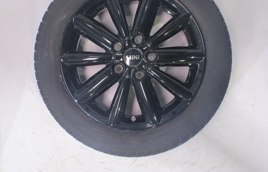 Mini Mini Cooper / S / One / Cabrio F55 F56 F57 508 16 inch velgen Dunlop Runflat Winterbanden Origineel