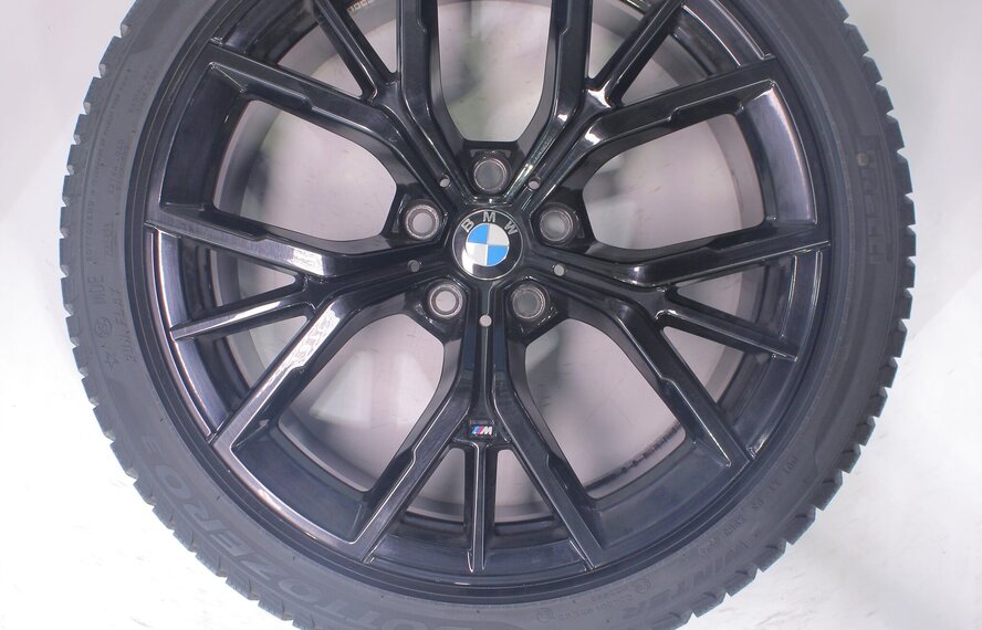 BMW BMW 5 serie G30 G31 8 serie G14 G15 G16 845M 19 inch velgen Pirelli Runflat Winterbanden Nieuw Origineel