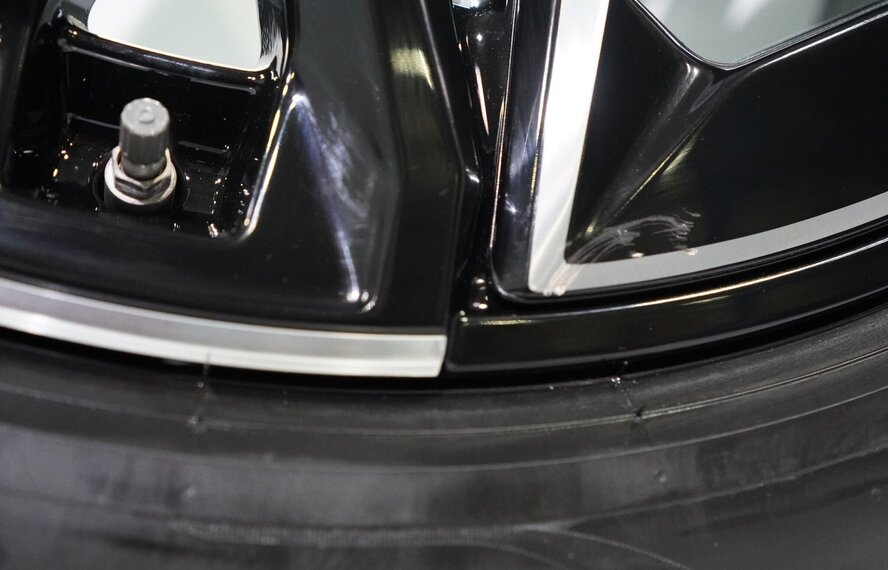BMW BMW iX i20 1020 22 inch velgen Pirelli Zomerbanden Origineel
