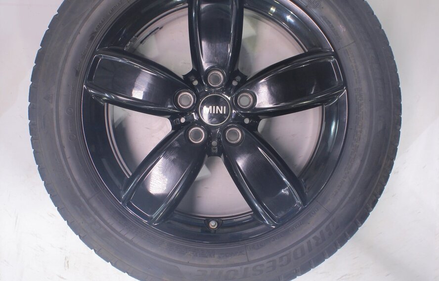 Mini Mini Countryman F60 531 17 inch velgen Bridgestone Runflat Winterbanden Origineel