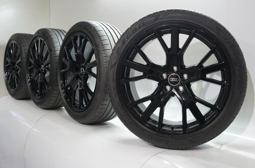 Audi Audi Q3 RSQ3 20 inch velgen Pirelli Zomerbanden Origineel