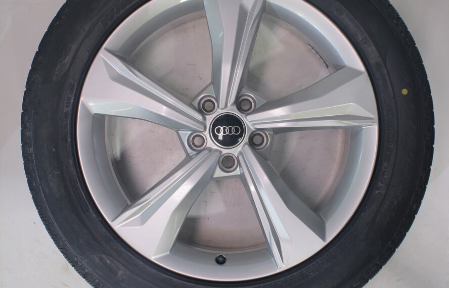 Audi Audi Q5 SQ5 80A 19 inch velgen Pirelli Winterbanden Nieuw Origineel