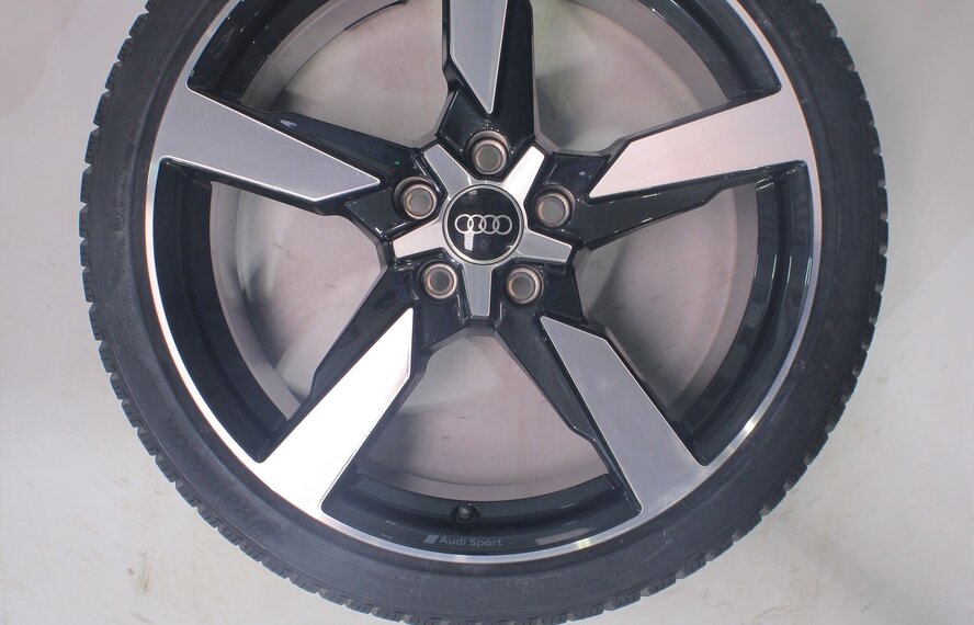 Audi Audi TT 8S 19 inch velgen Hankook Winterbanden Nieuw Origineel
