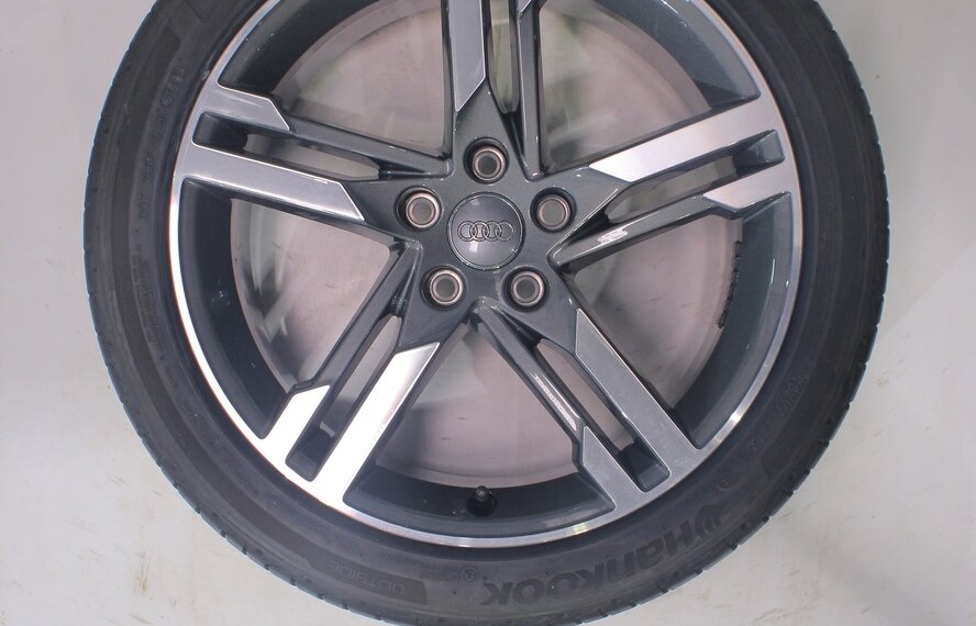 Audi Audi A4 S4 B9 8W 18 inch velgen Hankook Zomerbanden Origineel