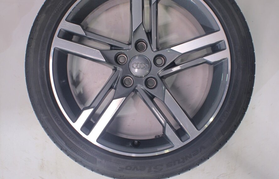 Audi Audi A4 S4 B9 8W 18 inch velgen Hankook Zomerbanden Origineel