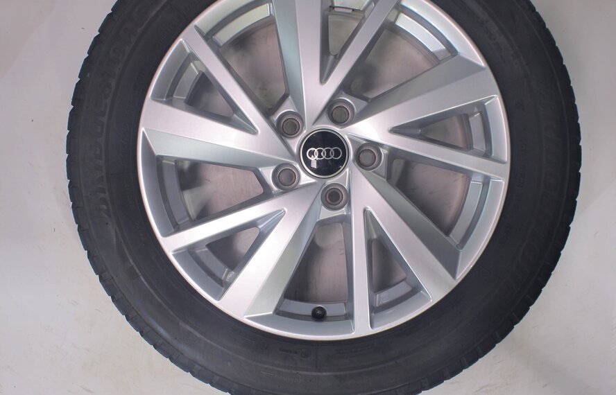 Audi Audi Q2 81A 17 inch velgen Bridgestone Winterbanden Origineel