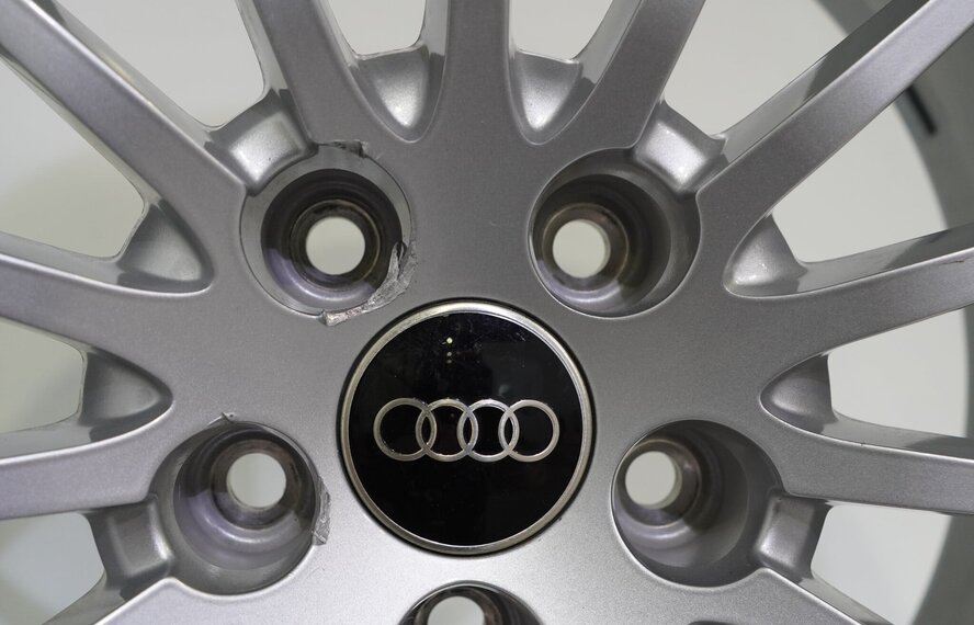 Audi Audi A4 S4 B9 8W 17 inch velgen Hankook Zomerbanden Origineel