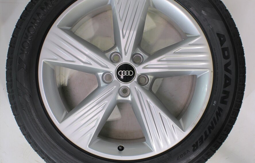 Audi Audi Q4 e-tron 19 inch velgen Yokohama Winterbanden Nieuw Origineel