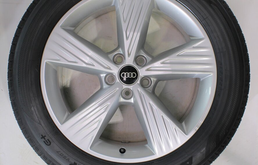 Audi Audi Q4 e-tron 19 inch velgen Yokohama Winterbanden Nieuw Origineel
