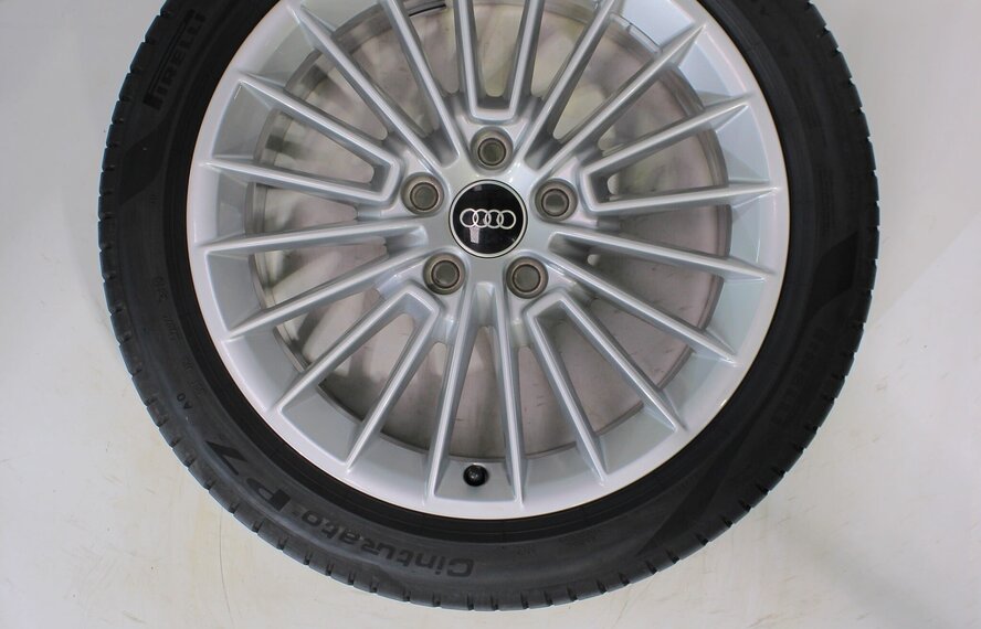 Audi Audi A3 S3 8Y 8V 17 inch velgen Pirelli Zomerbanden Origineel