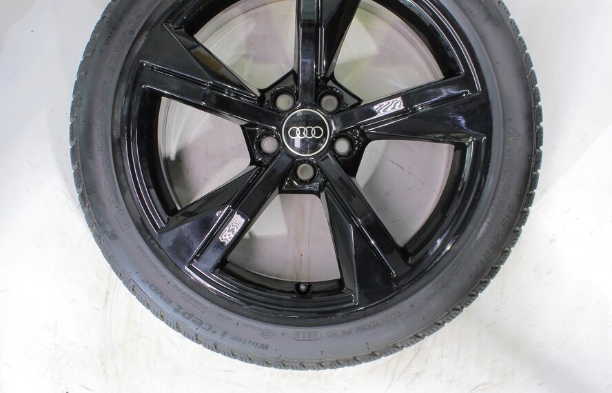 Audi Audi A1 S1 82A 8X 17 inch velgen Hankook Winterbanden Origineel