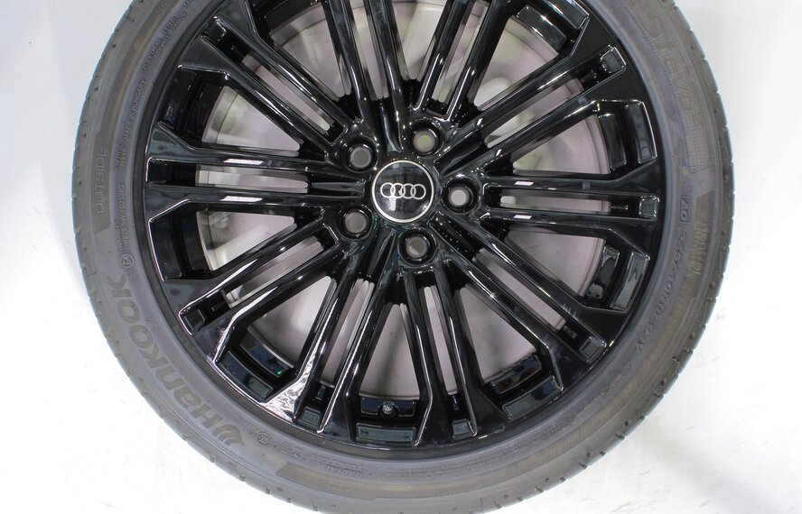 Audi Audi A5 S5 B9 18 inch velgen Hankook Zomerbanden Origineel