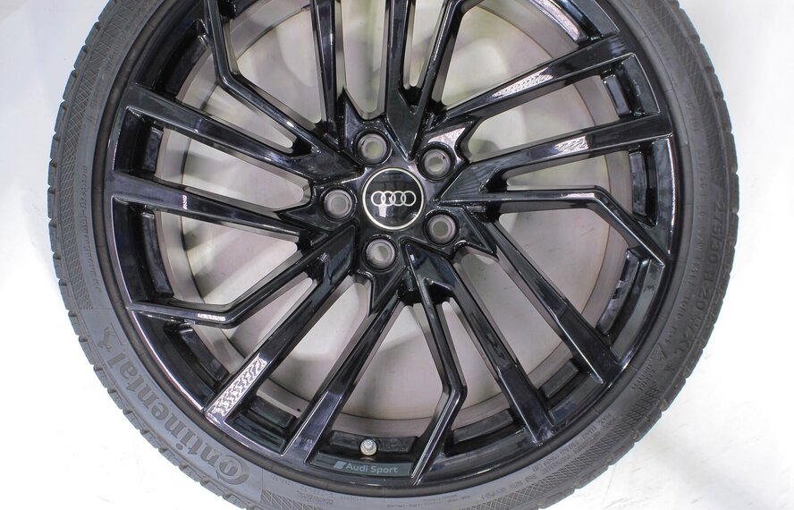 Audi Audi RS4 RS5 B9 20 inch velgen Continental Winterbanden Origineel