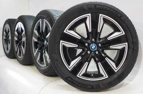 BMW BMW iX3 G08 842 19 inch velgen Michelin Runflat Winterbanden Origineel