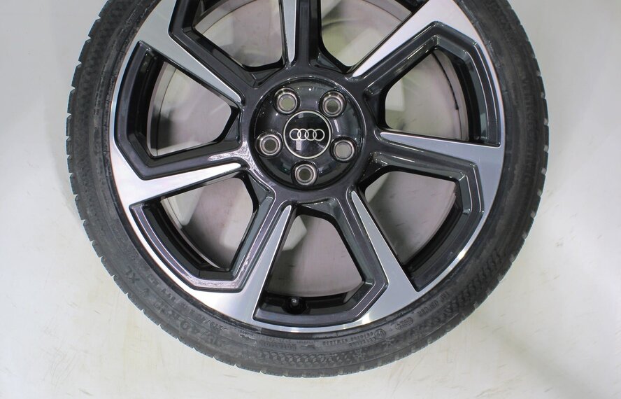 Audi Audi A1 S1 82A 8X S-line 18 inch velgen Continental Winterbanden Nieuw Origineel