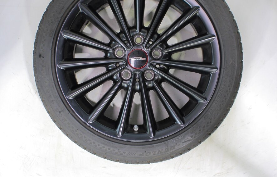 Mini Mini Cooper / S / One / Cabrio F55 F56 F57 505 17 inch velgen Dunlop Runflat Winterbanden Origineel