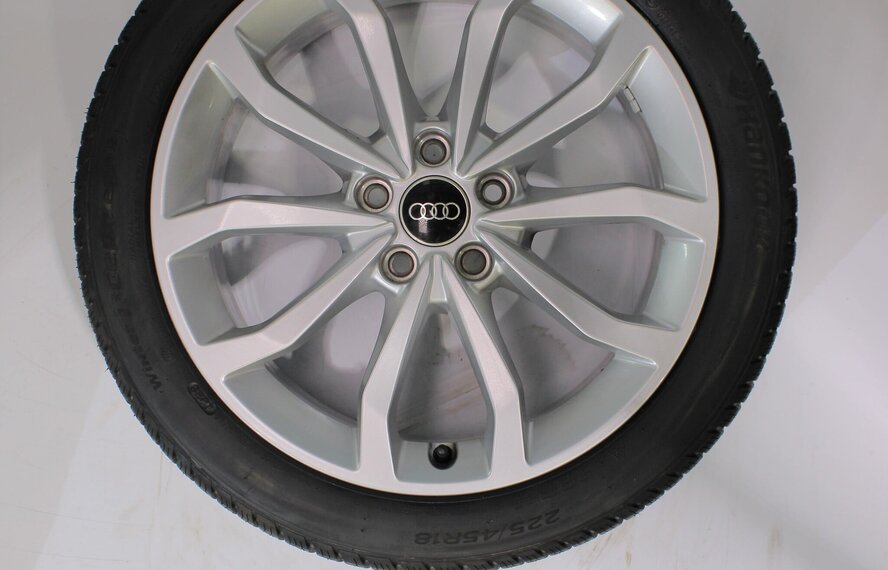 Audi Audi A4 S4 B9 8W 18 inch velgen Hankook Winterbanden Nieuw Origineel