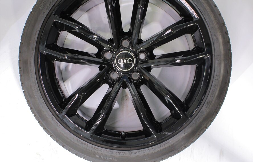 Audi Audi A5 S5 B9 19 inch velgen Continental Winterbanden Nieuw Origineel