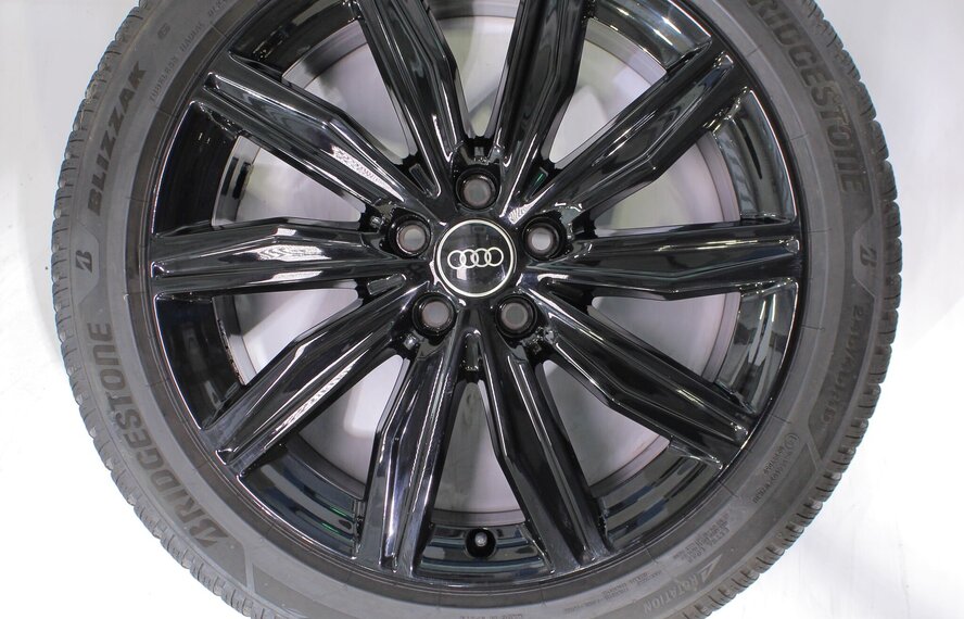 Audi Audi A6 C8 19 inch velgen Bridgestone Winterbanden Origineel
