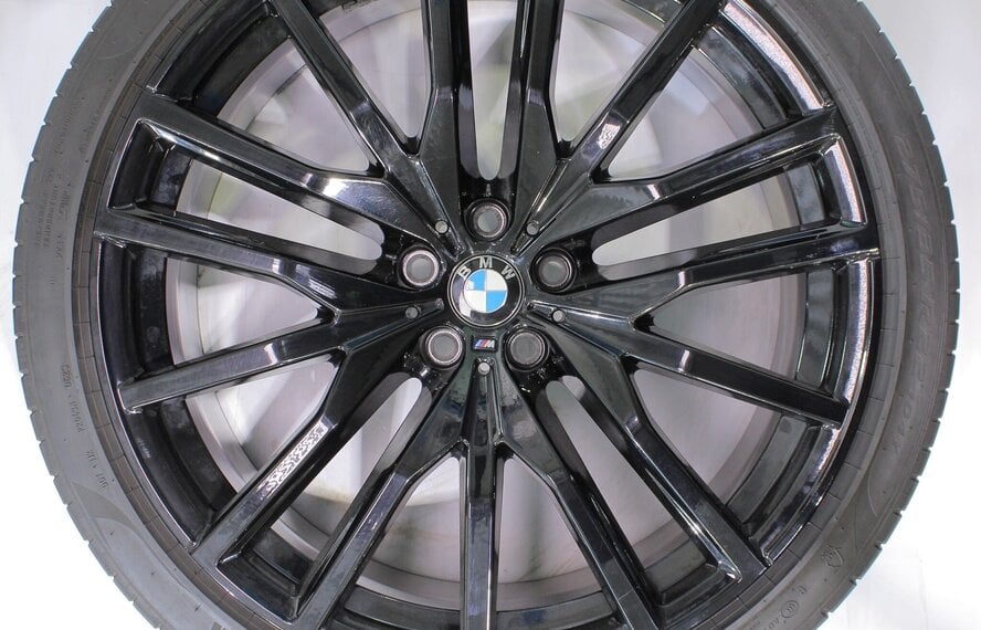 BMW BMW X5 G05 X6 G06 742M 22 inch velgen Pirelli Zomerbanden Origineel