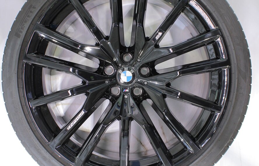 BMW BMW X5 G05 X6 G06 742M 22 inch velgen Pirelli Zomerbanden Origineel