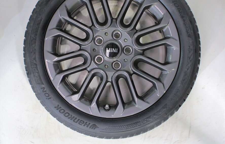 Mini Mini Cooper J01 956 17 inch velgen Hankook Winterbanden Nieuw Origineel