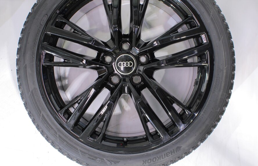 Audi Audi A5 S5 B10 19 inch velgen Hankook Winterbanden Nieuw Origineel